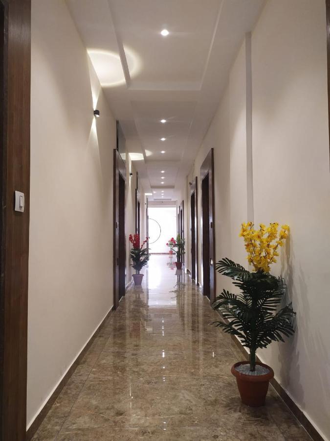 Hotel Krishna Palace Ānand Exteriér fotografie
